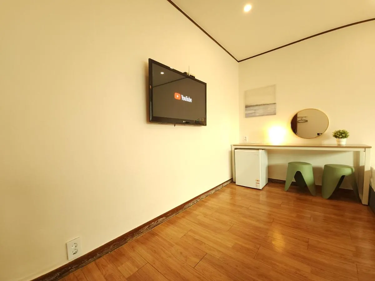 Oyo Hostel Myeongdong 5 Seul