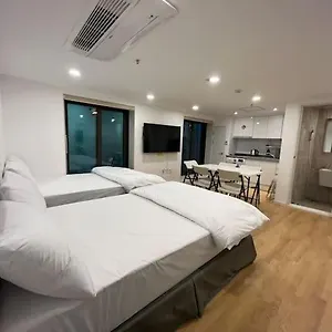 Affittacamere 318, Seul